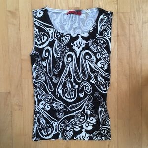 EUC Paisley sweater knit shell black white size L
